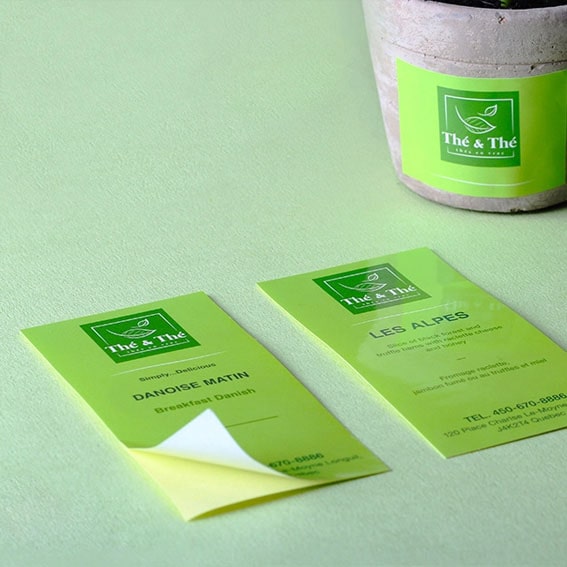 8.4x5.2cm Ebatlarında Kuşe Etiket Çıkartma Baskı Fiyatları